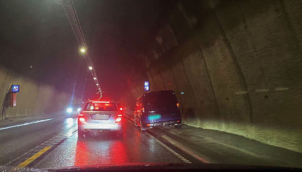 Det var kø på riksvei 555 i morgentimene i dag grunnet kollisjon i Kolltveittunnelen.
