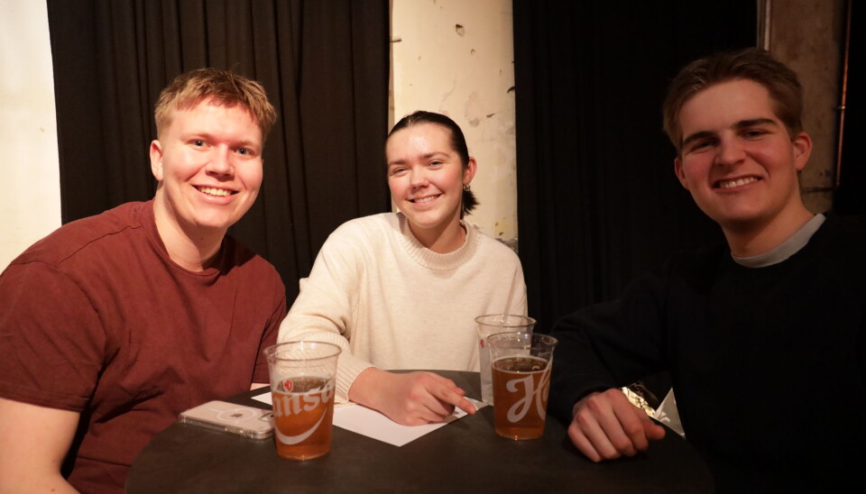 Linus Paule Hage og vennene hans, Bine Bembo og Alexander Milford, er klare for quiz!