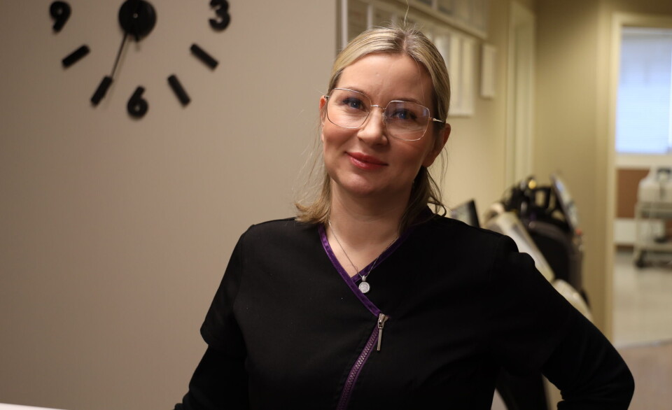 Maya Bergetun forteller at de på Clear Ink i gjennomsnitt har syv kunder om dagen som kommer for tatoveringsfjerning.
