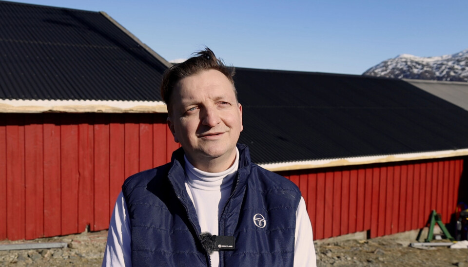 Vegard Mølstrevold sier at Axel også er med på klatring og svømming gjennom autismeforeningen.