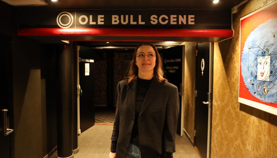Frost spilte 'Lykke til, Cathrine Frost' på Ole Bull for første gang.