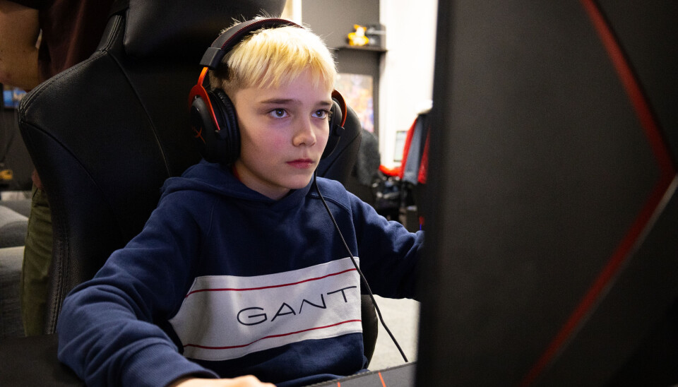 Jacob Træland Malt har lyst til å vinne store Fortnite-turneringer. Her deltar han i en ny gamingliga for barn på hele Vestlandet.
