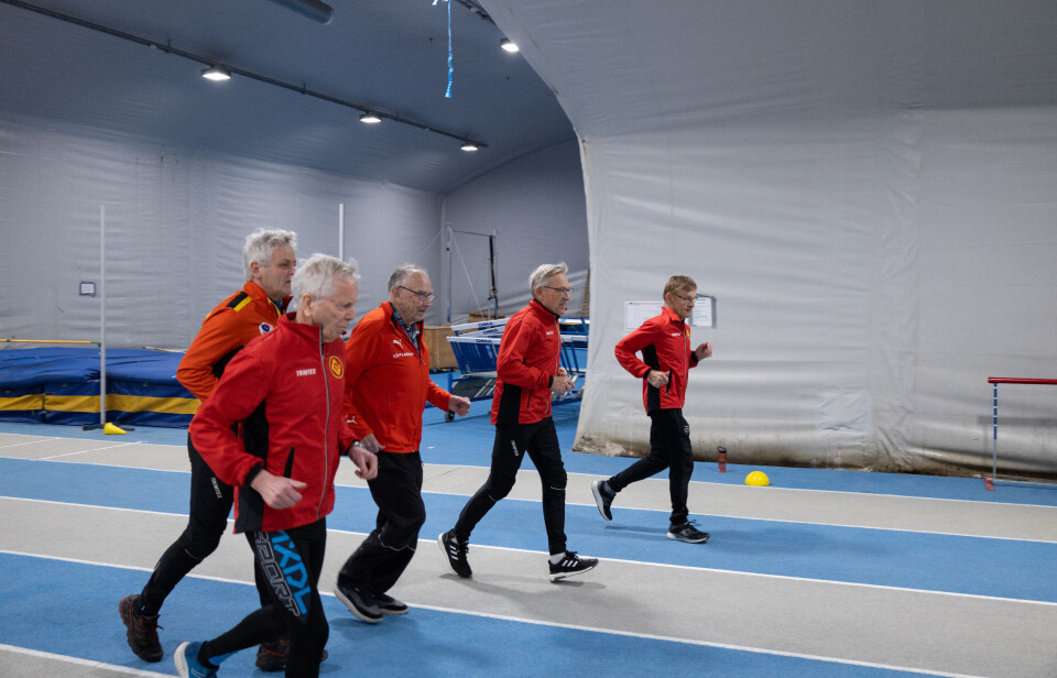 Fem på rad med norgesmeistrar i veteranfriidrett.