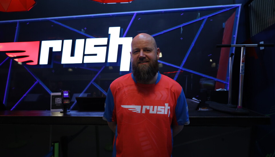 Berland anbefaler alle som ikke har forsøkt å aktivisere seg i en trampolinepark å gi det en sjanse.