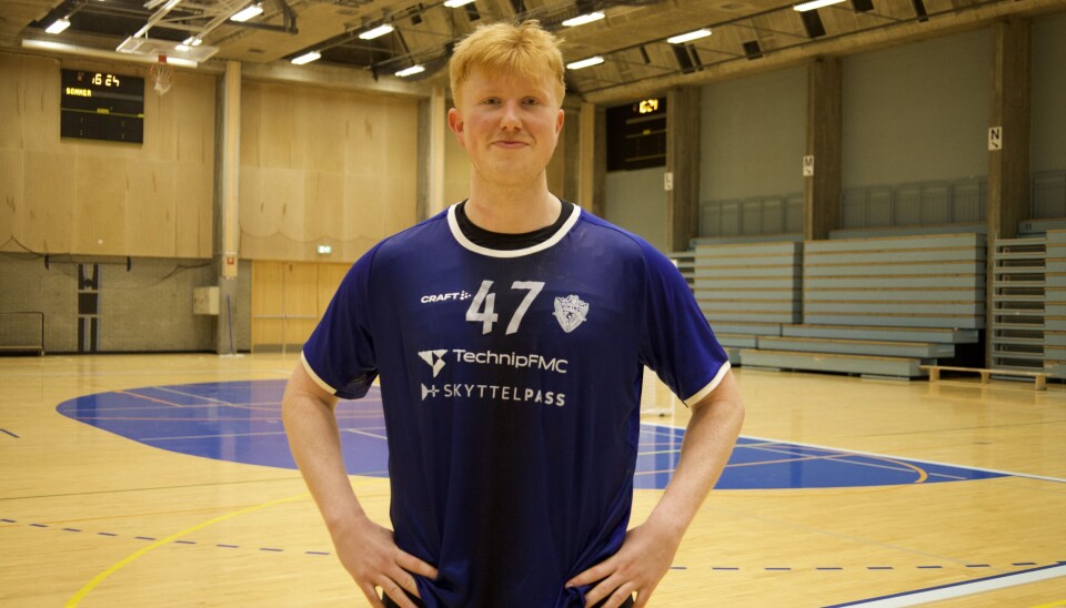 Linjespiller på Viking TIF, Marcus René Næss Soltvedt, mener linjespillerne på landslaget burde ha mer råskap i duellene sine.