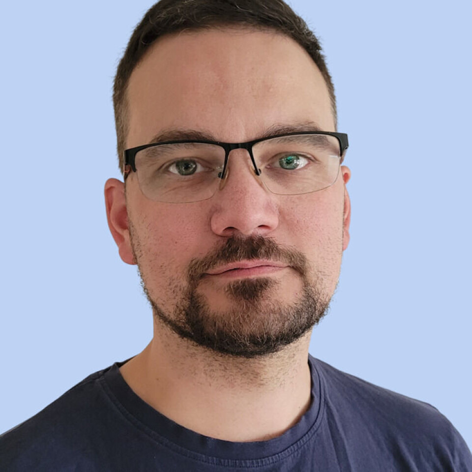 - Når pilene peker oppover gjør det helt klart noe med arbeidstilfredsheten sier seniorkonsulent Øystein Grytøyr i Arbeidsmiljøsenteret.