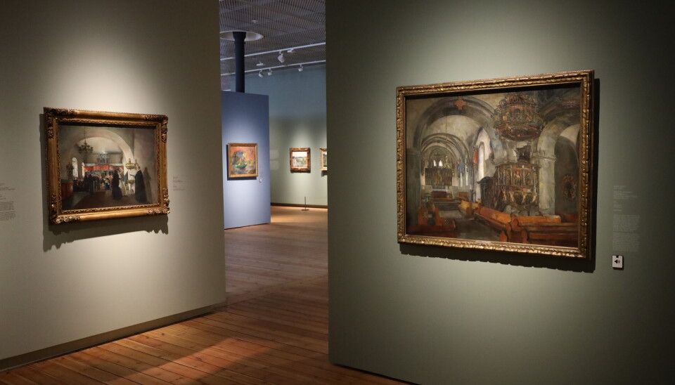 Utstillingen på KODE trekker publikum.