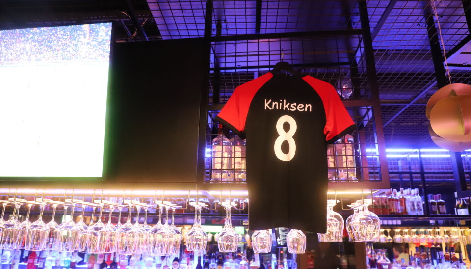 Kniksen Sportsbar hadde årets Kickoff for 2025 sesongen.