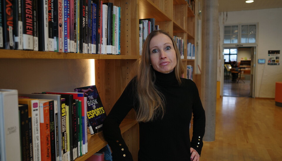 DIREKTØR: Julie Andersland forteller om den økende lånetrenden.