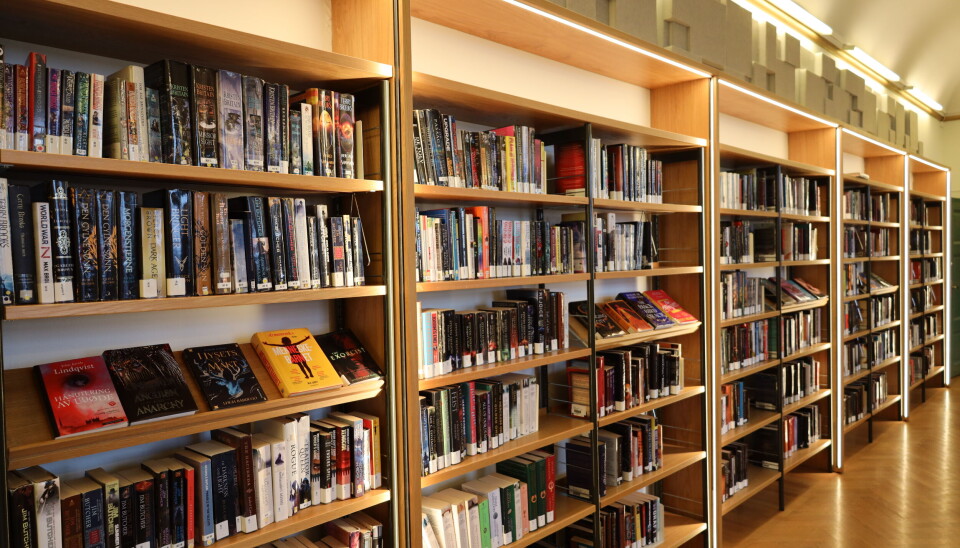 BIBLIOTEK: En bokhylle i Bergen Offentlige Bibliotek (hovedbiblioteket).