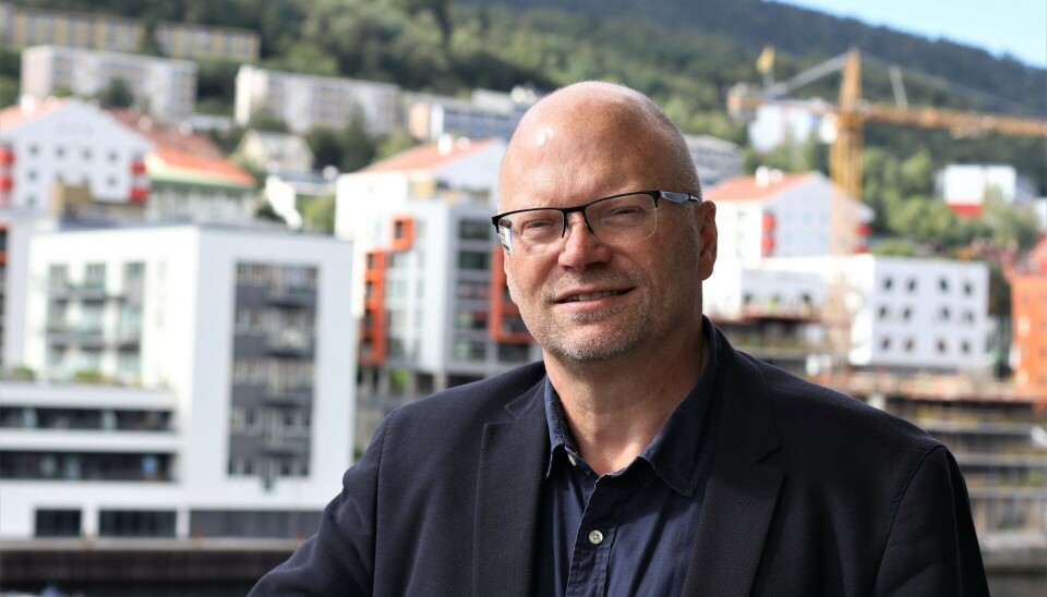 KRITISK: Robert Ingvaldsen mener det er både fordeler og ulemper ved bruk av humor innenfor markedsføring.