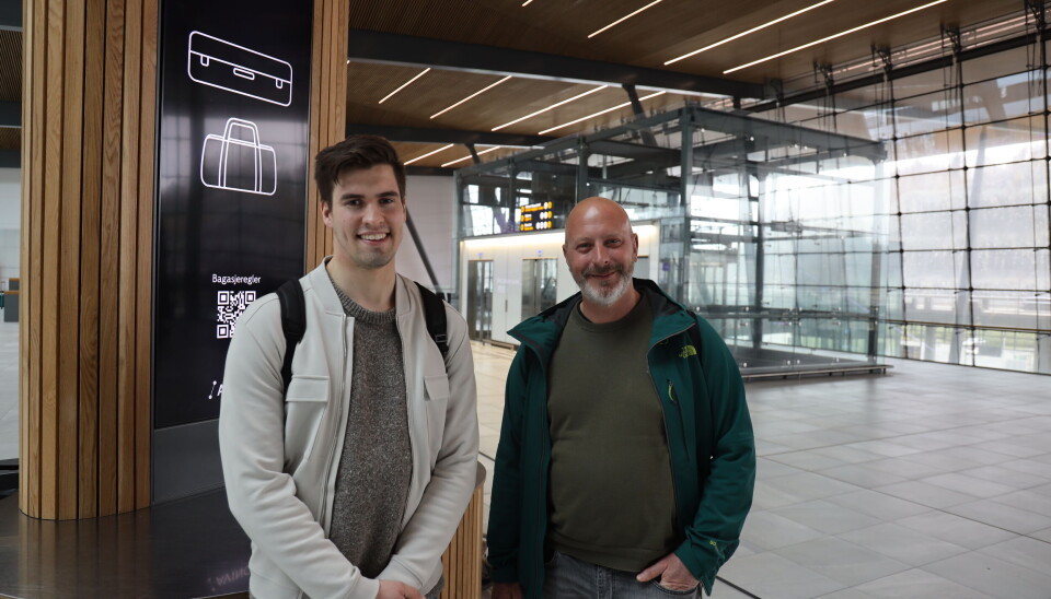 FORNØYDE MED VENTETIDEN: Jonas Karlsen (til venstre) og Trond Fredrik Nicolaysen.