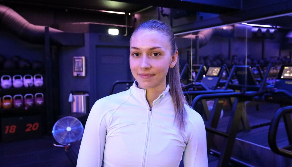 MORGENØKT: Anna Ramsvik (21) sier tredemøllen gjør det enklere å regulere tempo og stigning.
