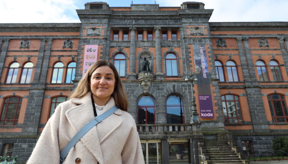 Kode bygget Permanenten og Kommunikasjonssjef Maria Eleni Tripodianos